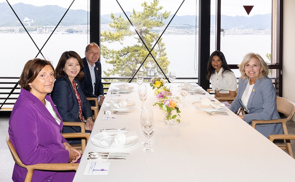 Luncheon hosted by Mrs. Yuko, Prime Minister's wife2