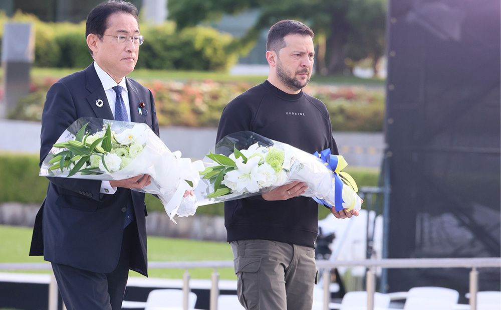 平和記念公園を訪れた岸田総理とゼレンスキー大統領３